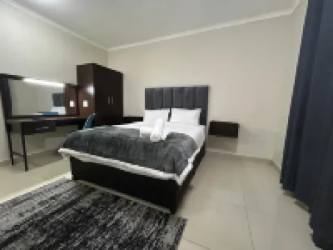 Bayside Suites Hotel