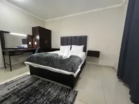 Bayside Suites Hotel