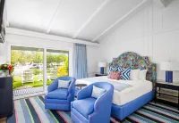 Yachtsman Lodge & Marina