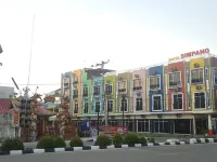 HOTEL SIMPANG SINGKAWANG Hotels in Pasiran