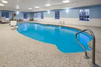 Holiday Inn Express & Suites BRATTLEBORO by IHG
