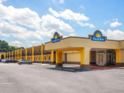 Days Inn by Wyndham Shelby Hotels in Shelby