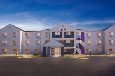 Spark by Hilton Springfield Southwest Hotels near Macy's