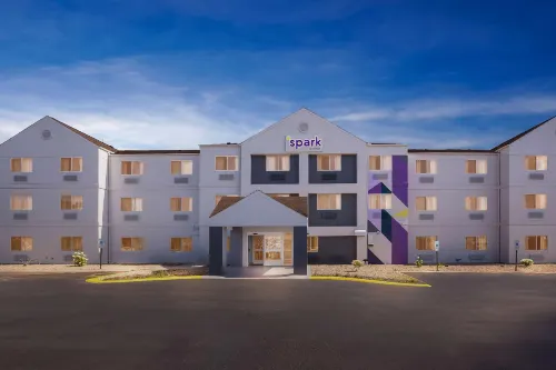 Spark by Hilton Springfield Southwest فنادق في سبرينغفيلد