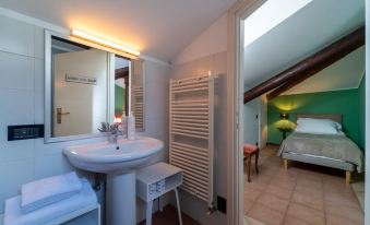 Lakefront Retreat by Wonderful Italy