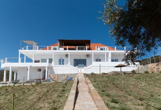 Poseidon Apartments 테라스