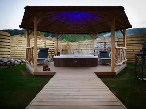 Domaine du Haut Jardin Hôtel & Chalets Spa Privé