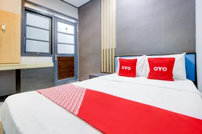 Hotel O Stasiun Tegal Near Alun-Alun Formerly Ameera Guest House Hotels in Panggung