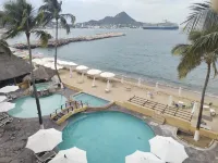 Hotel Marina Puerto Dorado - Todo Incluido - Ocean View