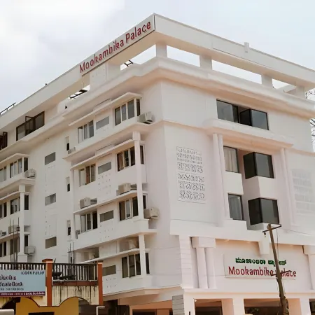 Hotel Mookambika Palace