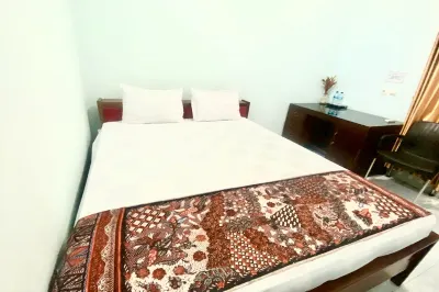 Collection O 93942 Griya Singgah Berkah Syariah Hotel dekat Tobaku Marem Jaya