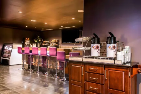 Tilt Hotel Universal-Hollywood, Ascend Hotel Collection Отели рядом с достопримечательностью «Юниверсал Студиос Голливуд»