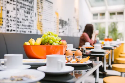 Henley House Hotel Dining Photos