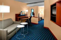 Fairfield Inn & Suites Emporia I-95 Hotels in 