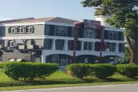 BIG Home 2-sty Terrace Near Lost World Tambun Hotels in Ulu Kinta