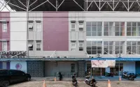Shakti Inn Ciputat Hotels near Sekolah Pascasarjana UIN Syarif Hidayatullah Jakarta