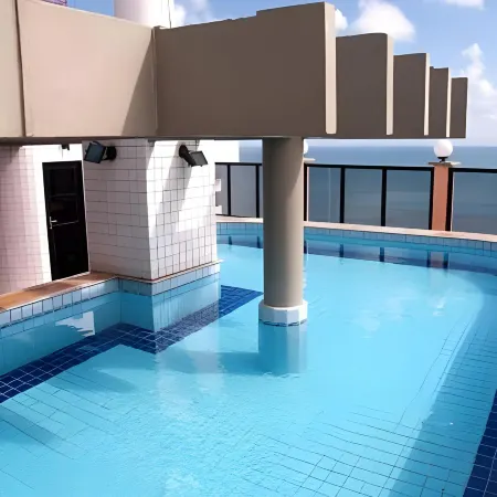 Hotel Brasil Tropical Отели рядом с достопримечательностью «Пляж Ирасема»