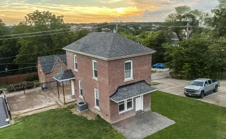 The Carriage House at Parker's Place