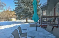 Stylish Home, Great Location