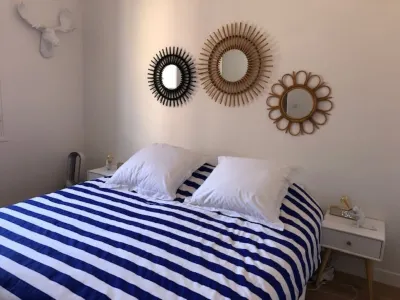 PORQUEROLLES very comfortable apartment ++++ Các khách sạn gần Le port de l'ile de Porquerolles