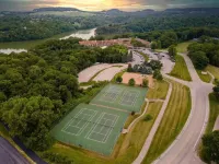 Stunning 5 bdm home on The General in Galena Territory!