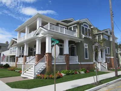 Beach Block Ocean City 5-room apartment, newly built in desired Goldcoast Hotels near JiLLy’s Arcade