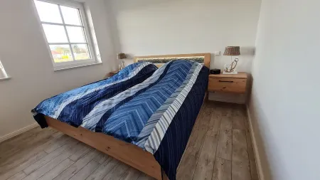 Modern Vacation Home for up to 8 People Near the Dyke - Ideal for Families Отели в г. Дорнум