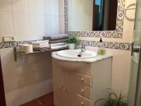 Air conditioning, Wifi, close to the mosque and cathedral Hotels in South District