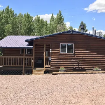 Big Bear Cabin at White Mountain Lodge