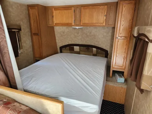 Week Discount. RV on 365 AC Parcel with 15 Mile Stream Running Thru the Property