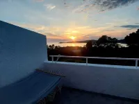 Joli Appartement à Cargèse Avec vue sur mer et Coucher de Soleil Hotels in Cargese