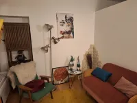 Beaune Centre Ville, Studio Côté Cour