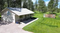 Heart of the Black Hills, Bordering National Forest, Fresh Air & Bright Stars!!
