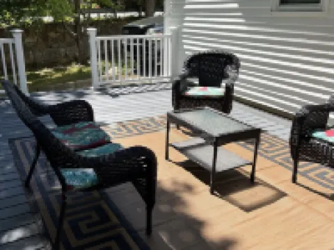 Beautiful and modern 3 Bedroom 2 full BR. โรงแรมในมาร์ลเบรอ