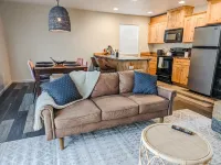 Downtown Getaway close to Corvallis Hotels in Philomath