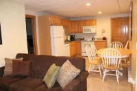 Beautiful Condo Located In Disciples Village ~ Steps to ski and water park!