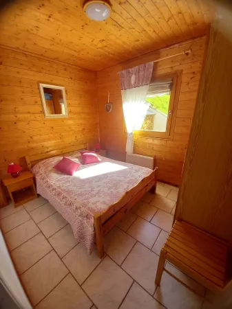 CHALET GERARDMER renting the ground floor of 90 m2 plot of 3000m2