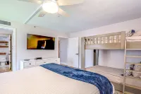 Newly Renovated Direct Gulf Front Condo on IRB! Hotels in Indian Rocks Beach