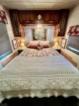 Pet friendly vintage camper turned tiny house with fenced yard near Sedona!