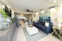 Stunning Beachfront Retreat 45 steps from Sugar Beach