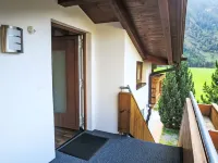 Jacqueline Hotels in Huben