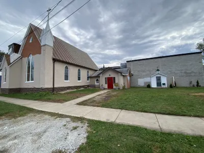 The Mauston Church Mansion. Close to Dells!
