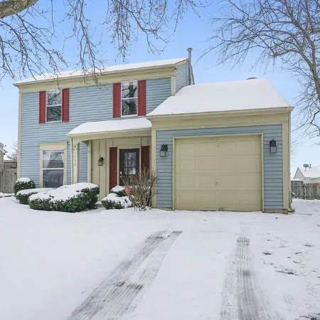 PROMO 10% WEEKLY AND 15% MONTHLY OFFNaperville/Aurora, King Bed, Fenced Yard!