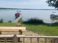 3 Bedroom House on Manistique Lake Hotels in Luce County