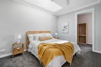 House on Catho and Moonee Beach. Special Book 2 Nights Stay