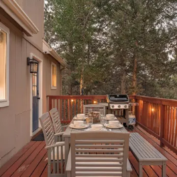 Southwest Mountain Getaway w/ Hot Tub & Game Room, Pet-Friendly