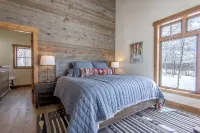 Secluded Luxury Cabin near Star Valley, Wyoming