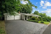 Modern and charming home minutes to downtown!