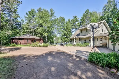 Hide-a-Way Bay on popular Fence Lake-Minocqua
