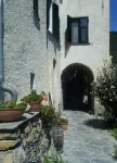 Ligur. Mansion from the 12th century for 2/3 P., in mountain village, 10 km to the sea Hotel a Dolcedo